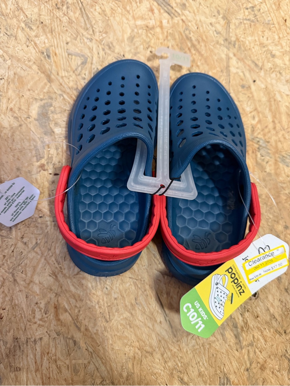 Joybees little boy 10/11 Navy Blue Clogs with Red Heel Strap
